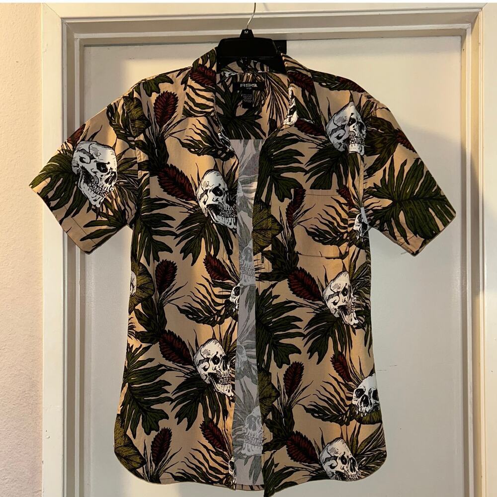 RSQ Skull Leaves Mens Button Up Shirt Size Large Slim Fit